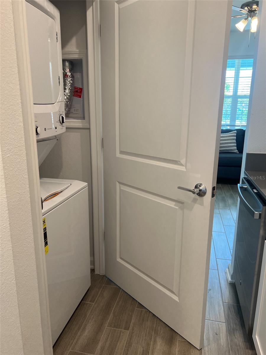 Image 10 of 16 For 6488 Needle Way