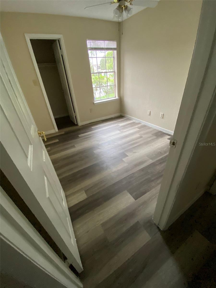 Image 3 of 11 For 5501 Rosebriar Way 108