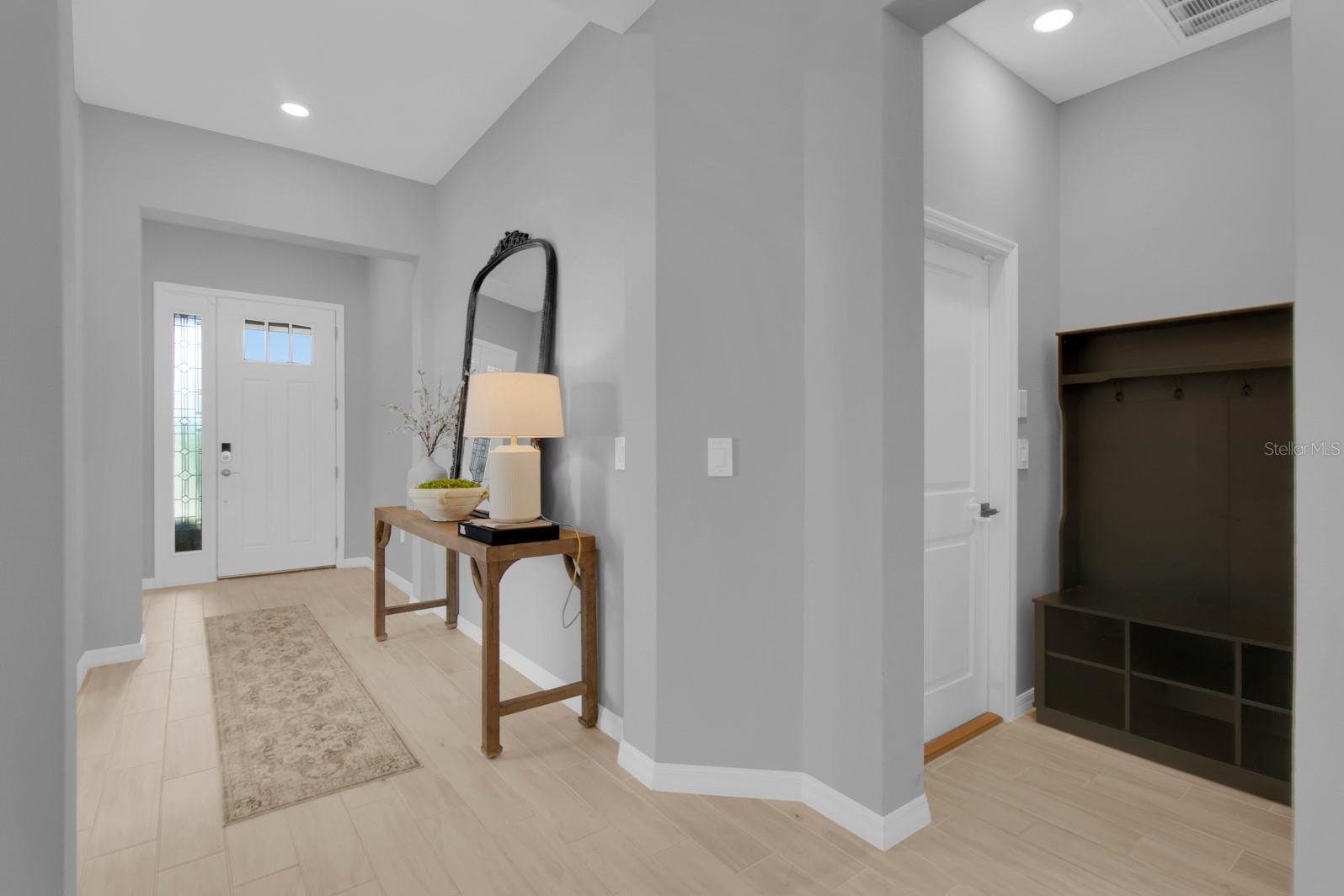 Image 7 of 50 For 2679 Ridgetop Lane
