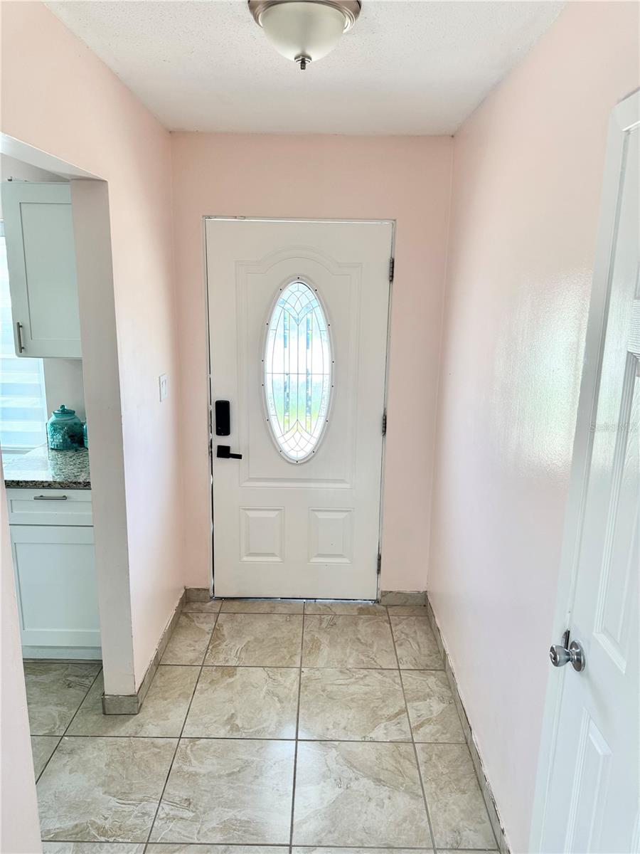 Image 3 of 25 For 1126 Orwell Avenue