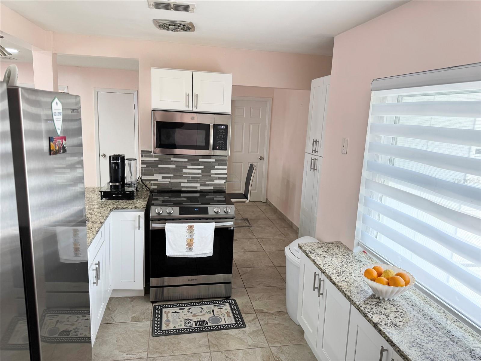 Image 5 of 25 For 1126 Orwell Avenue