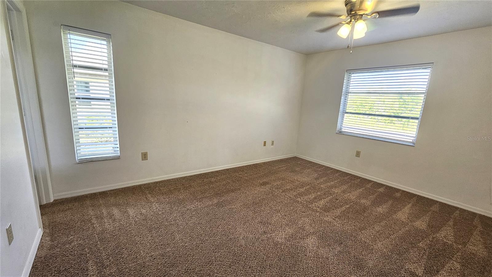 Image 18 of 24 For 6462 Mechler Street