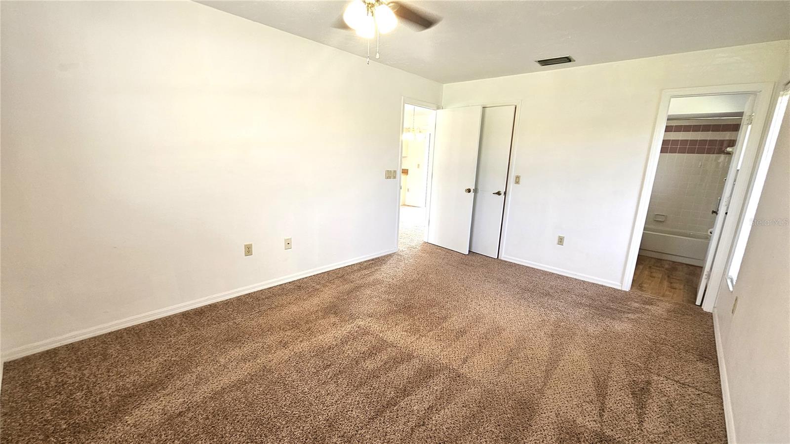 Image 19 of 24 For 6462 Mechler Street