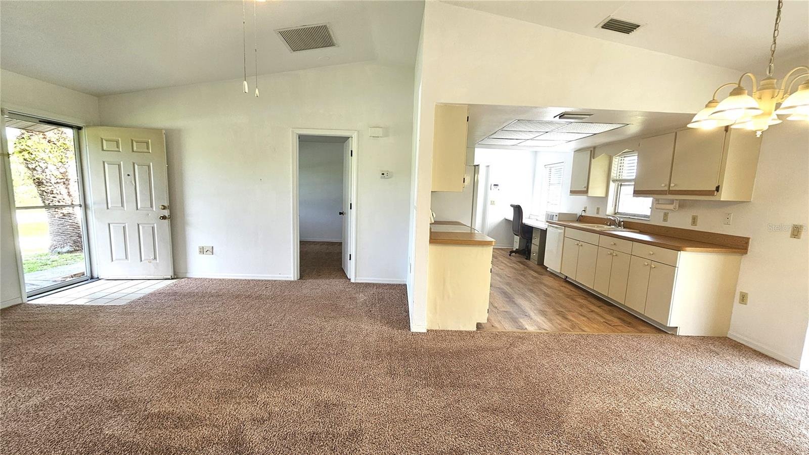 Image 9 of 24 For 6462 Mechler Street