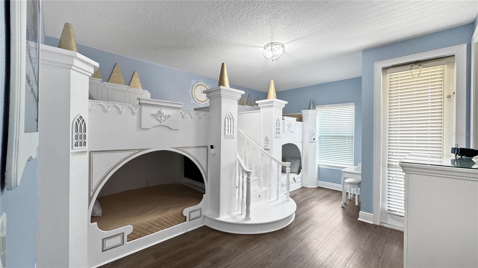 Image 32 of 49 For 1228 Castle Pines Court