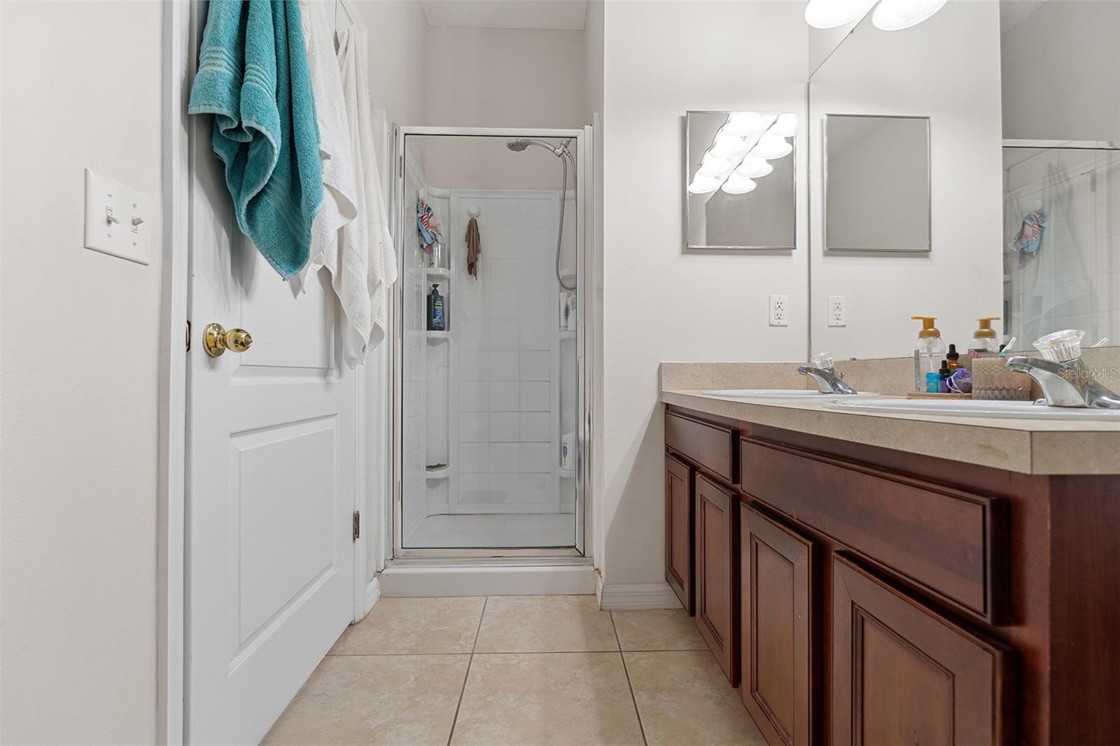 Image 17 of 56 For 7144 Five Oaks Drive