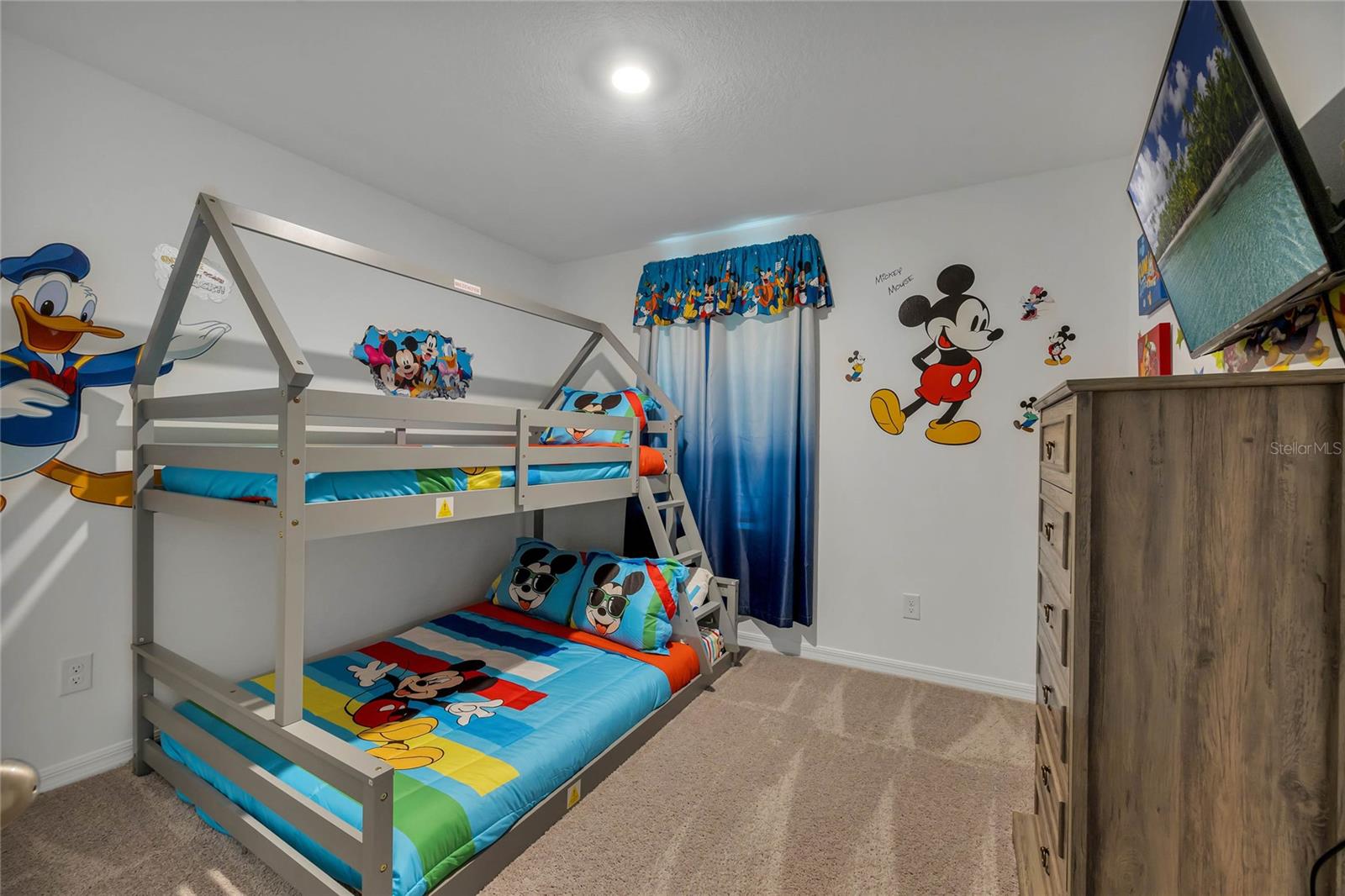 Image 15 of 21 For 641 Longboat Drive