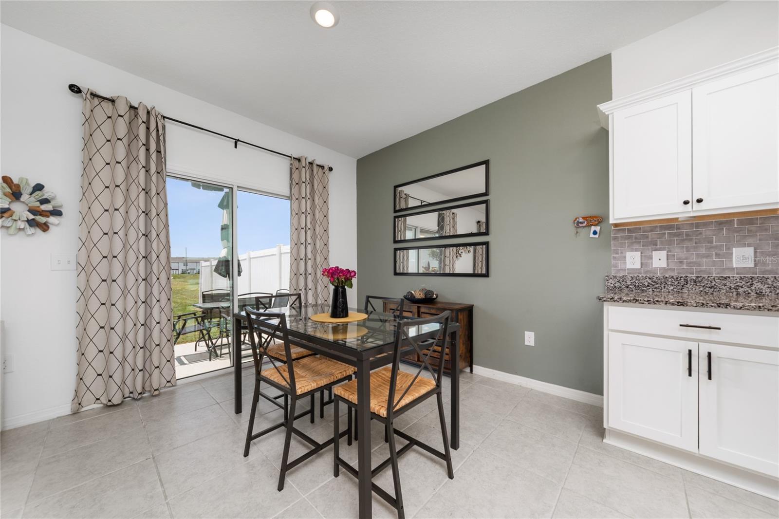 Image 11 of 30 For 1113 Merrill Street