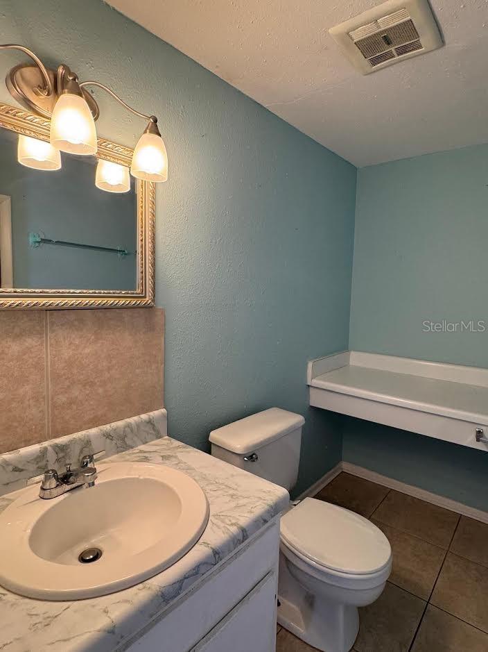 Image 5 of 11 For 300 Scottsdale Square 300