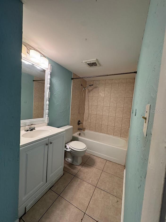 Image 8 of 11 For 300 Scottsdale Square 300