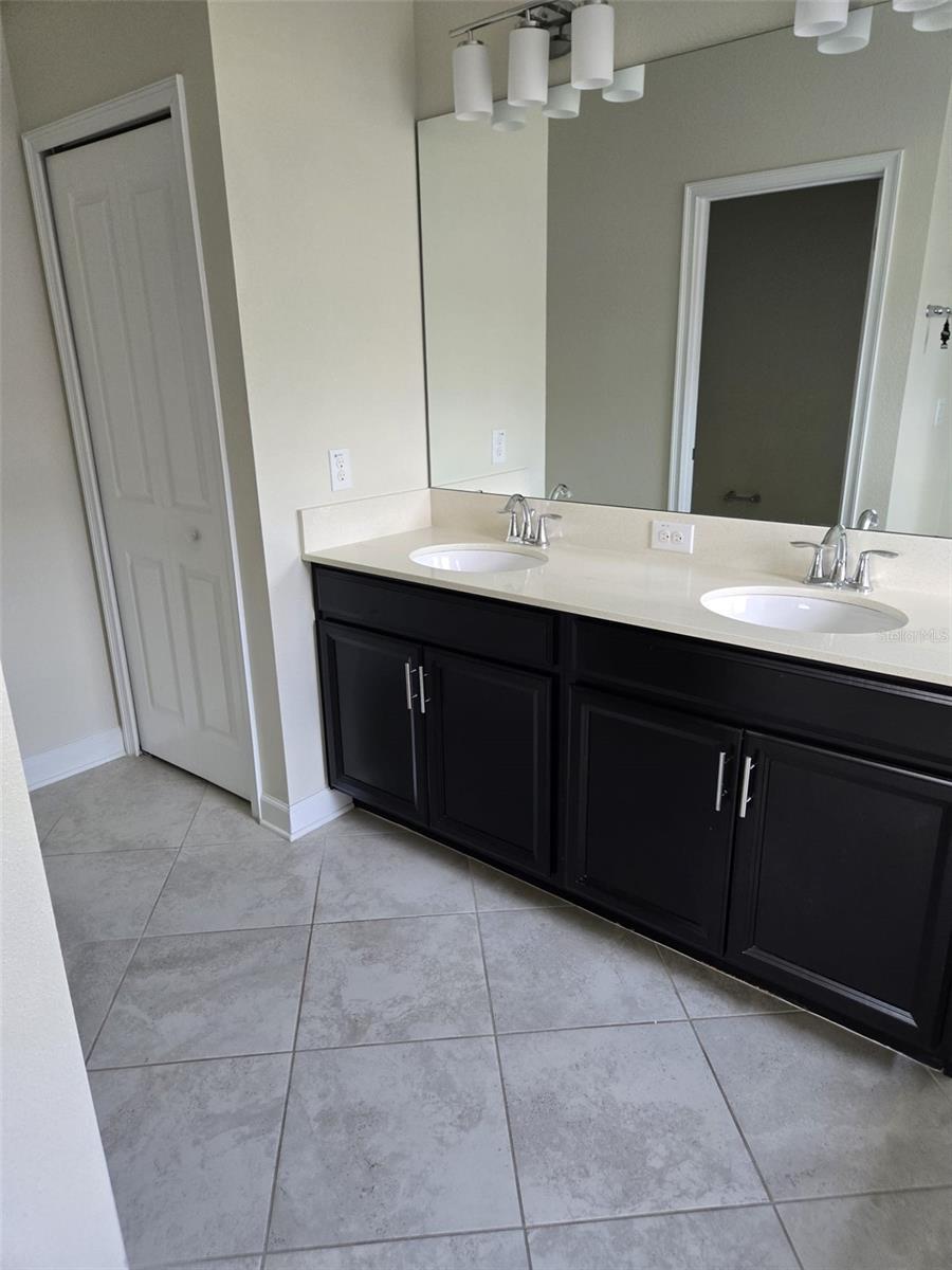 Image 13 of 16 For 9006 Azalea Sands Lane