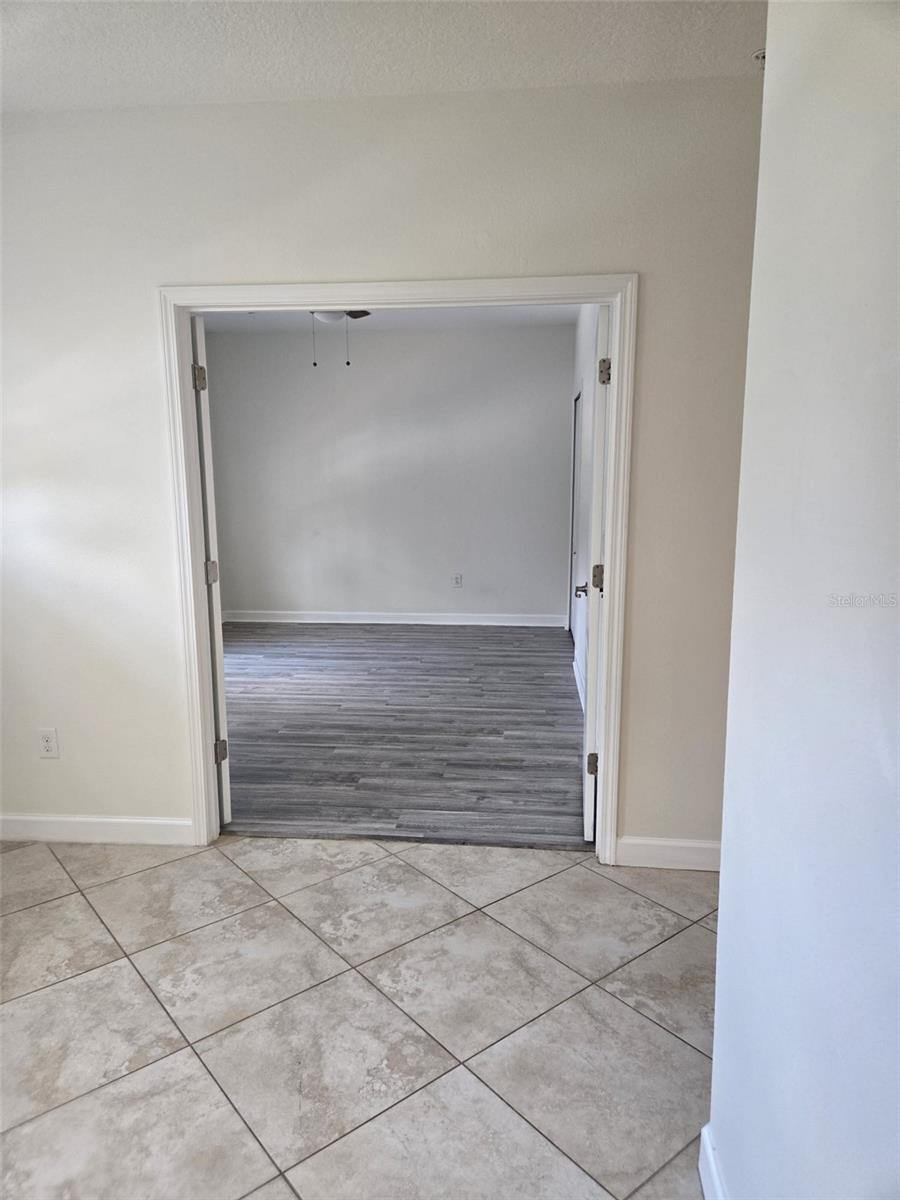 Image 4 of 16 For 9006 Azalea Sands Lane