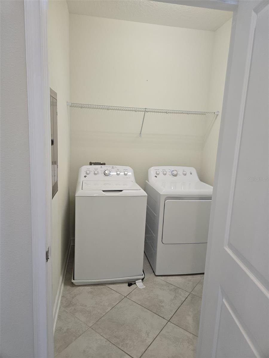 Image 8 of 16 For 9006 Azalea Sands Lane
