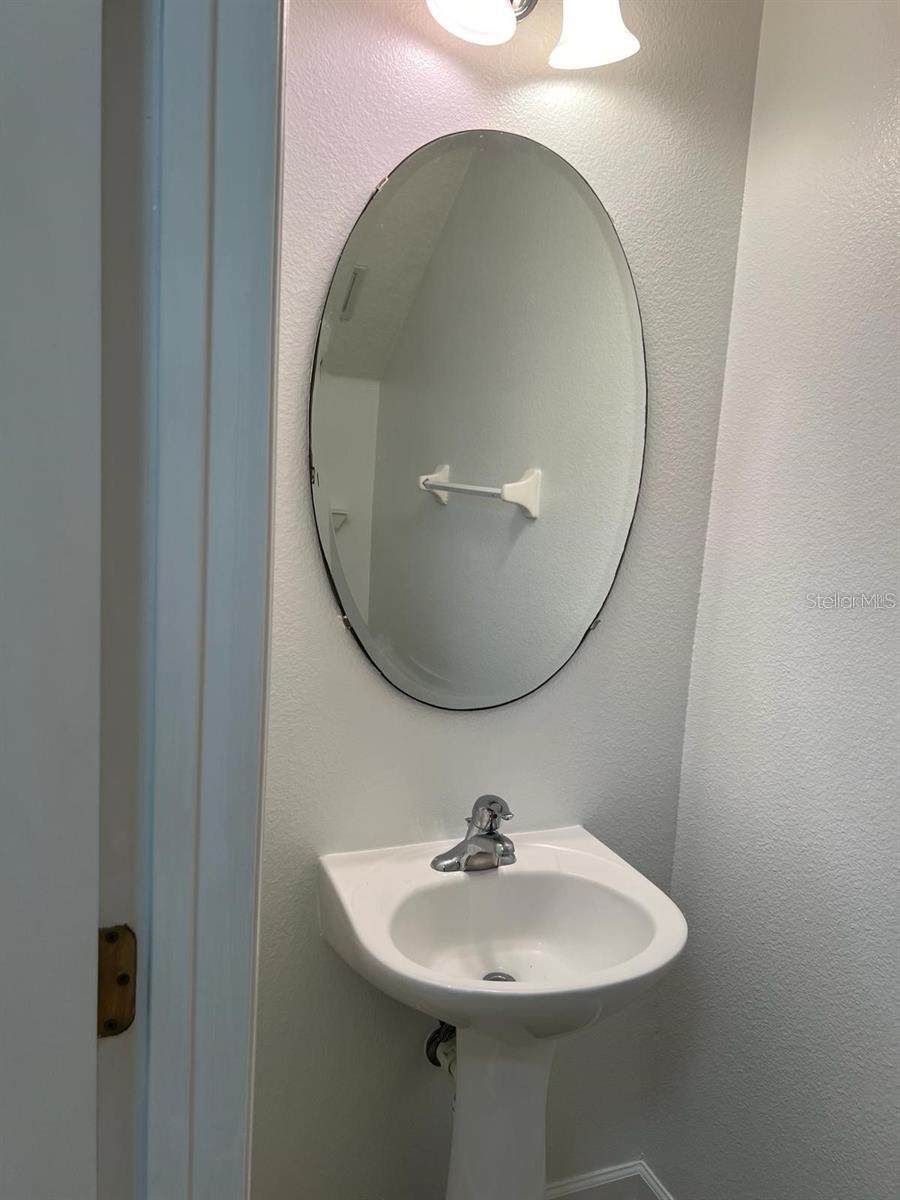 Image 10 of 29 For 849 Park Grove Court