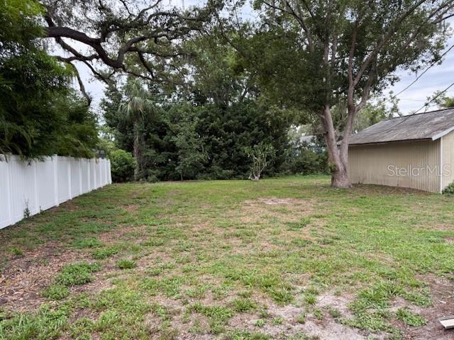 Image 11 of 11 For 721 Magnolia Street