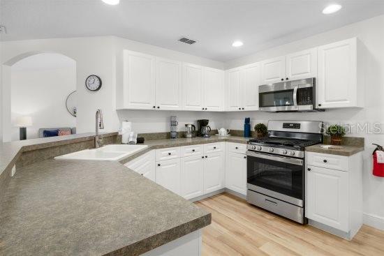 Image 16 of 62 For 252 Barbera Drive
