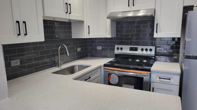 Image 15 of 26 For 1328 Celebration Avenue B