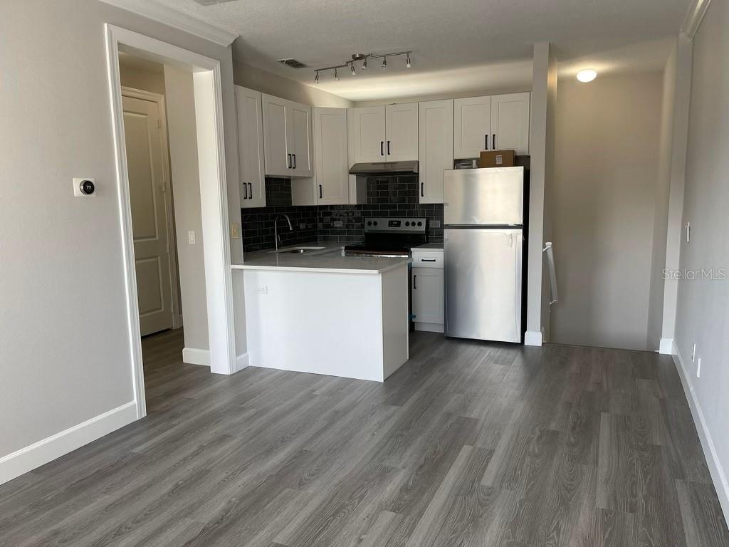 Image 5 of 26 For 1328 Celebration Avenue B