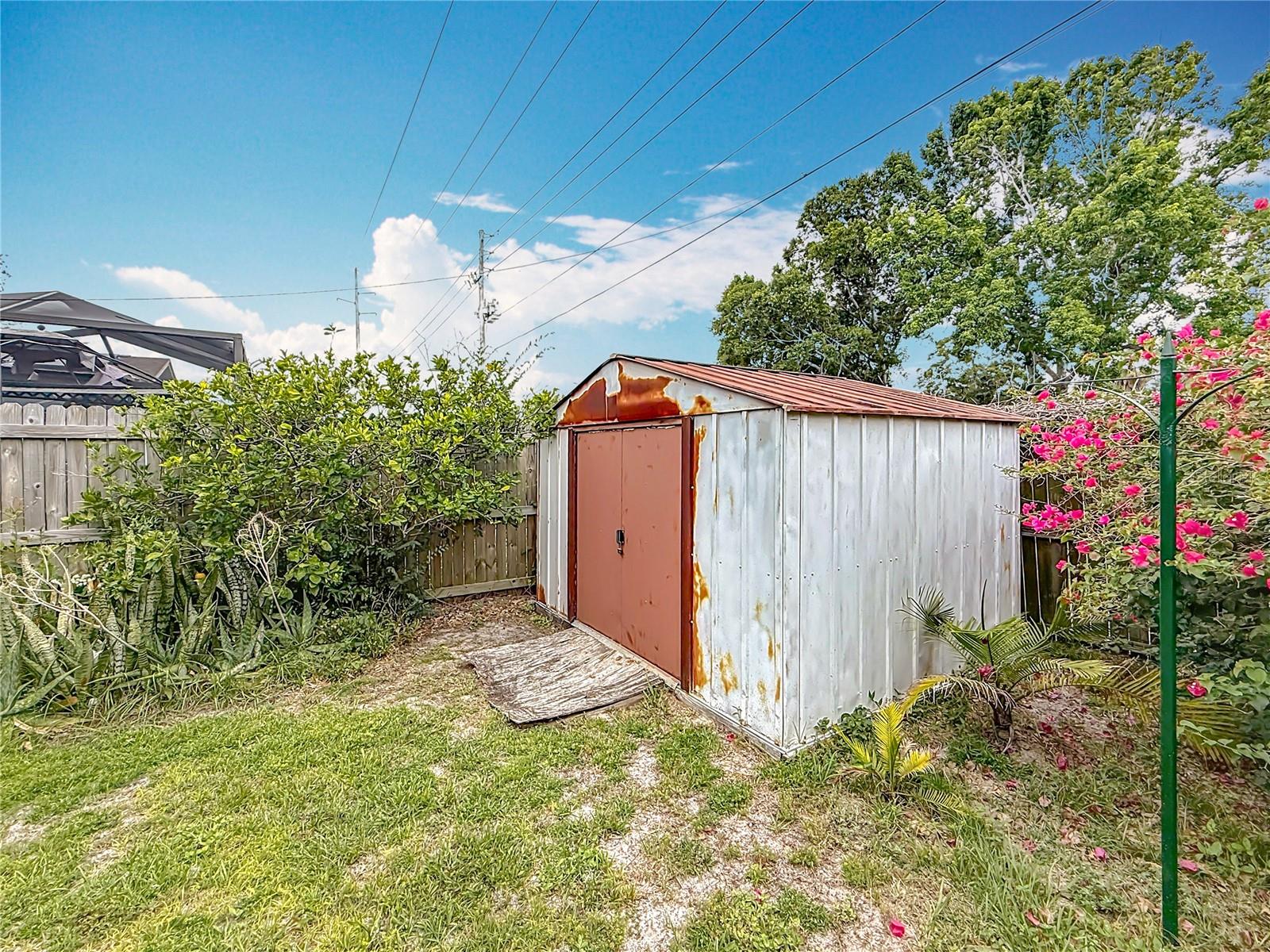 Image 41 of 44 For 1978 Radcliffe Drive N