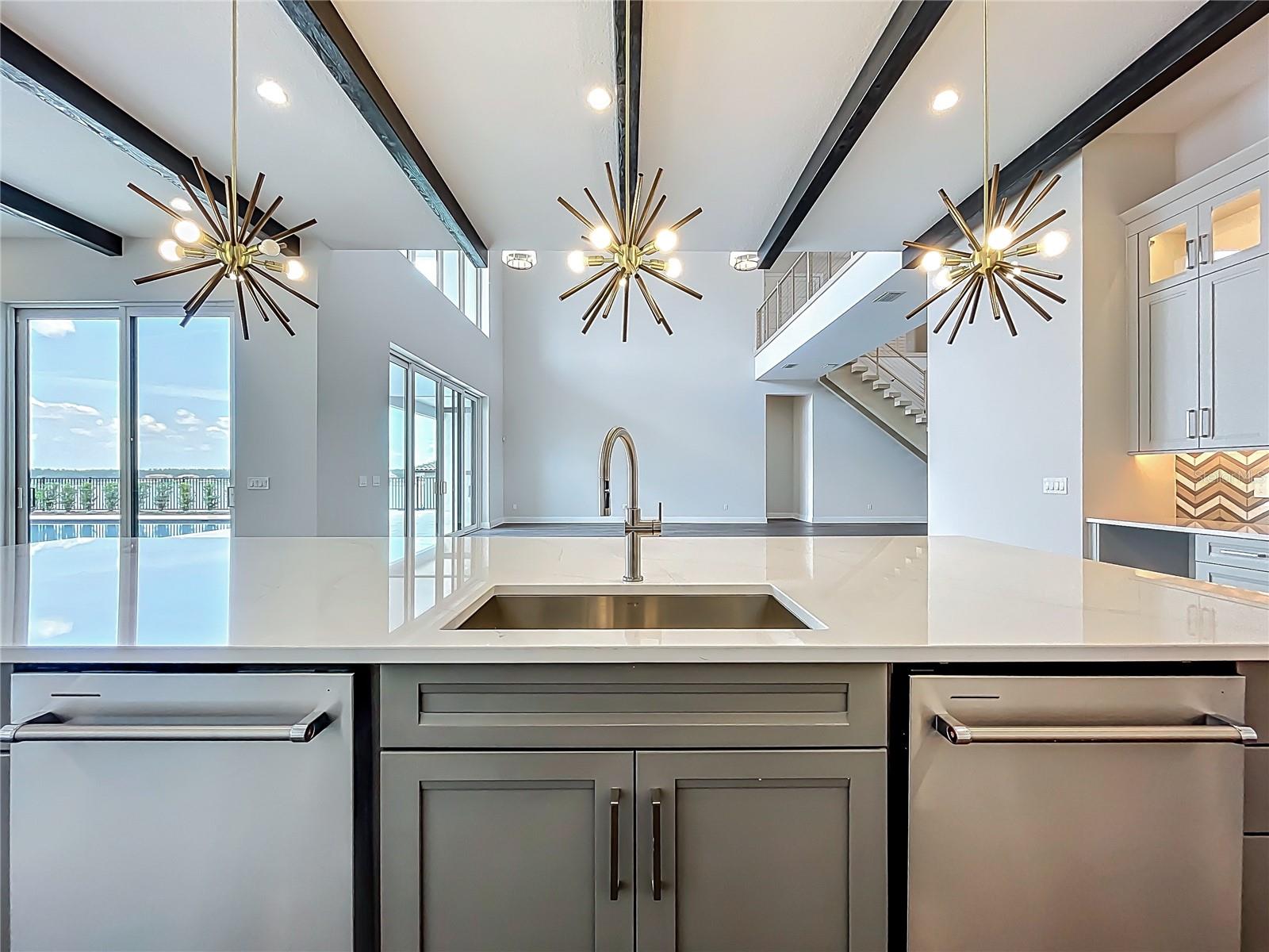 Image 18 of 90 For 15121 Pendio Drive