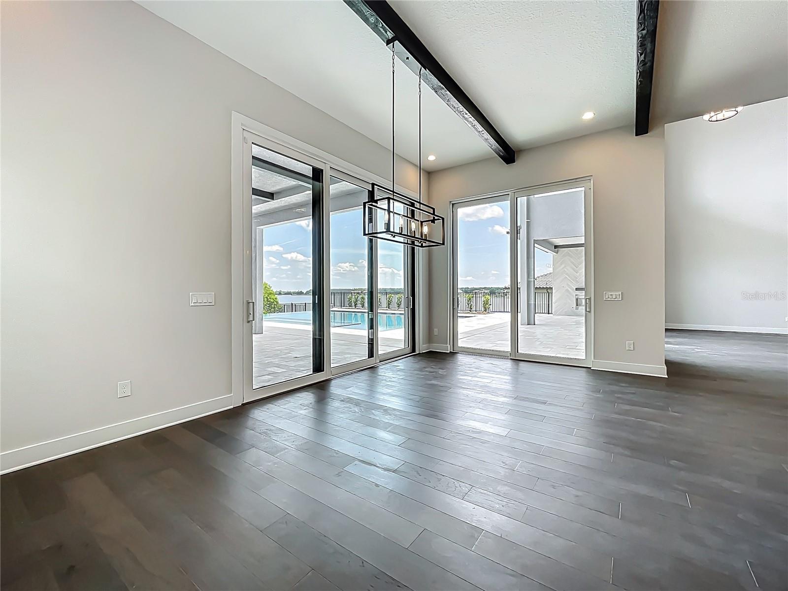 Image 21 of 90 For 15121 Pendio Drive