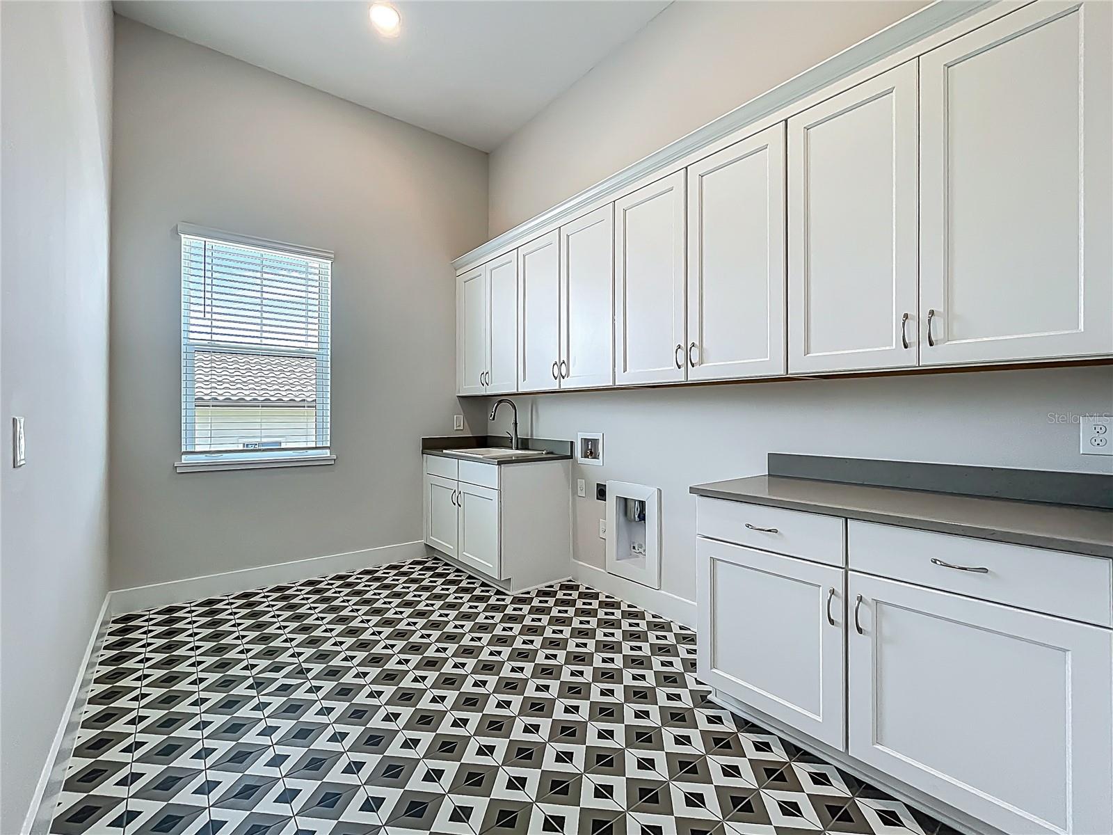Image 50 of 90 For 15121 Pendio Drive