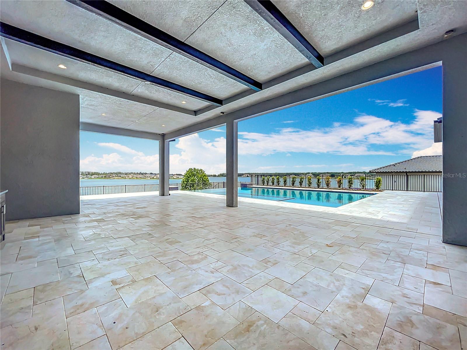 Image 61 of 90 For 15121 Pendio Drive
