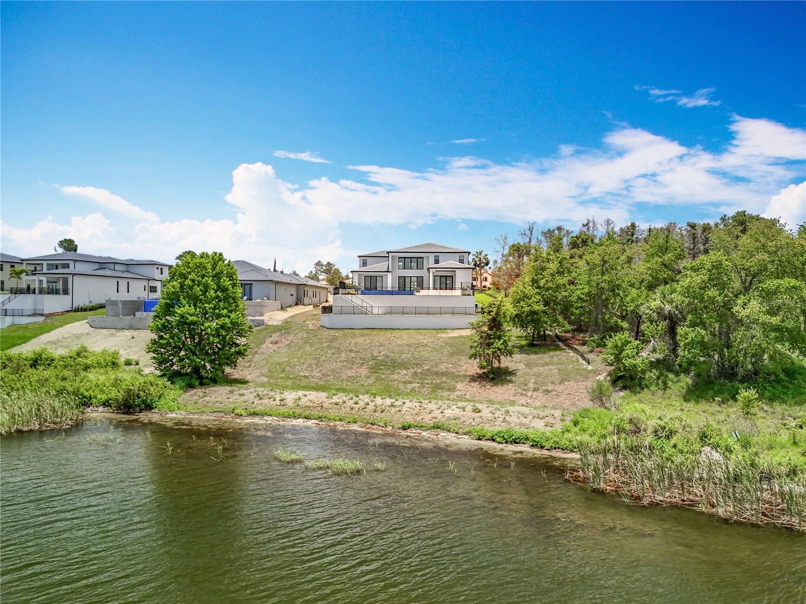 Image 70 of 90 For 15121 Pendio Drive