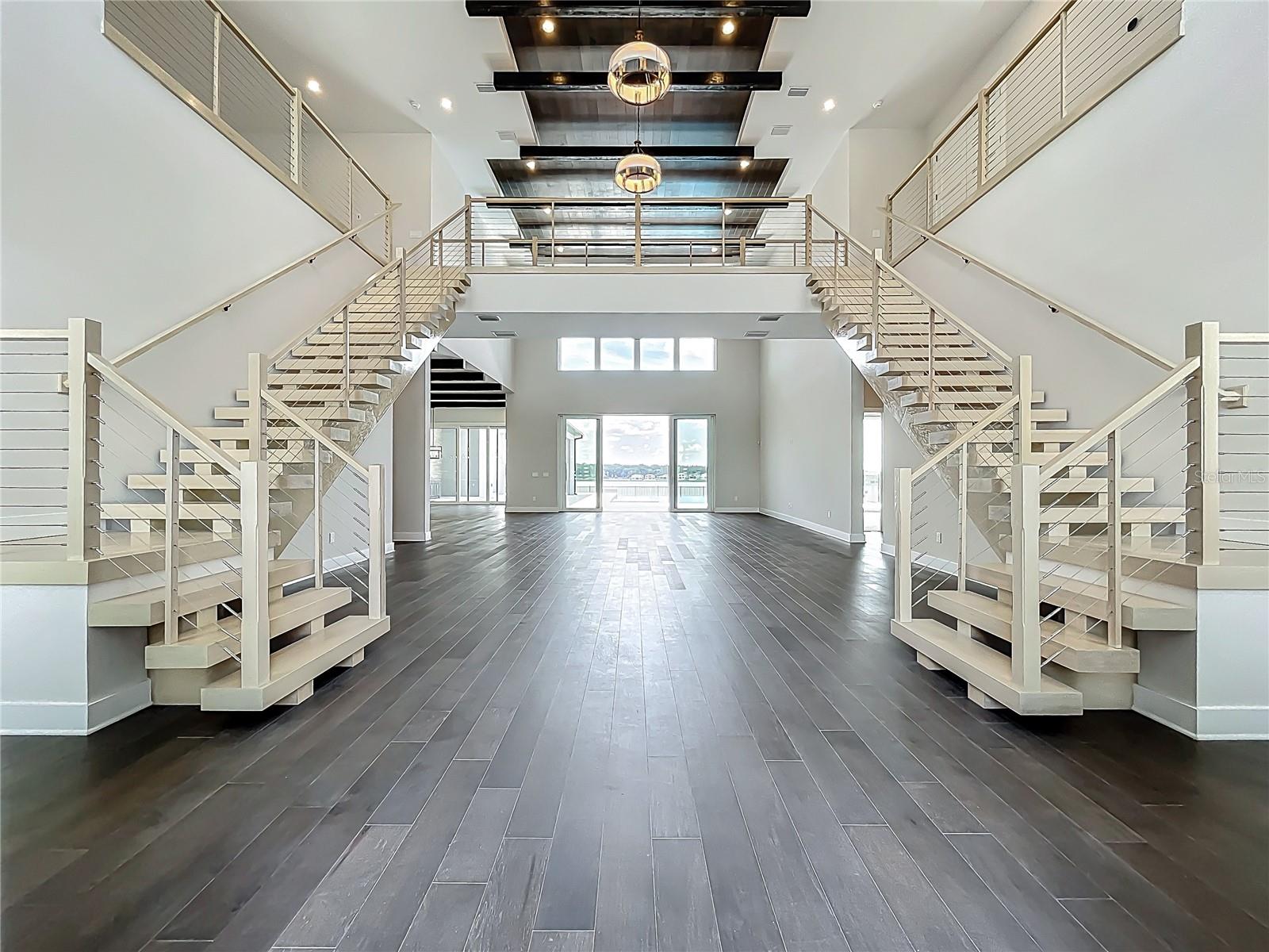 Image 8 of 90 For 15121 Pendio Drive