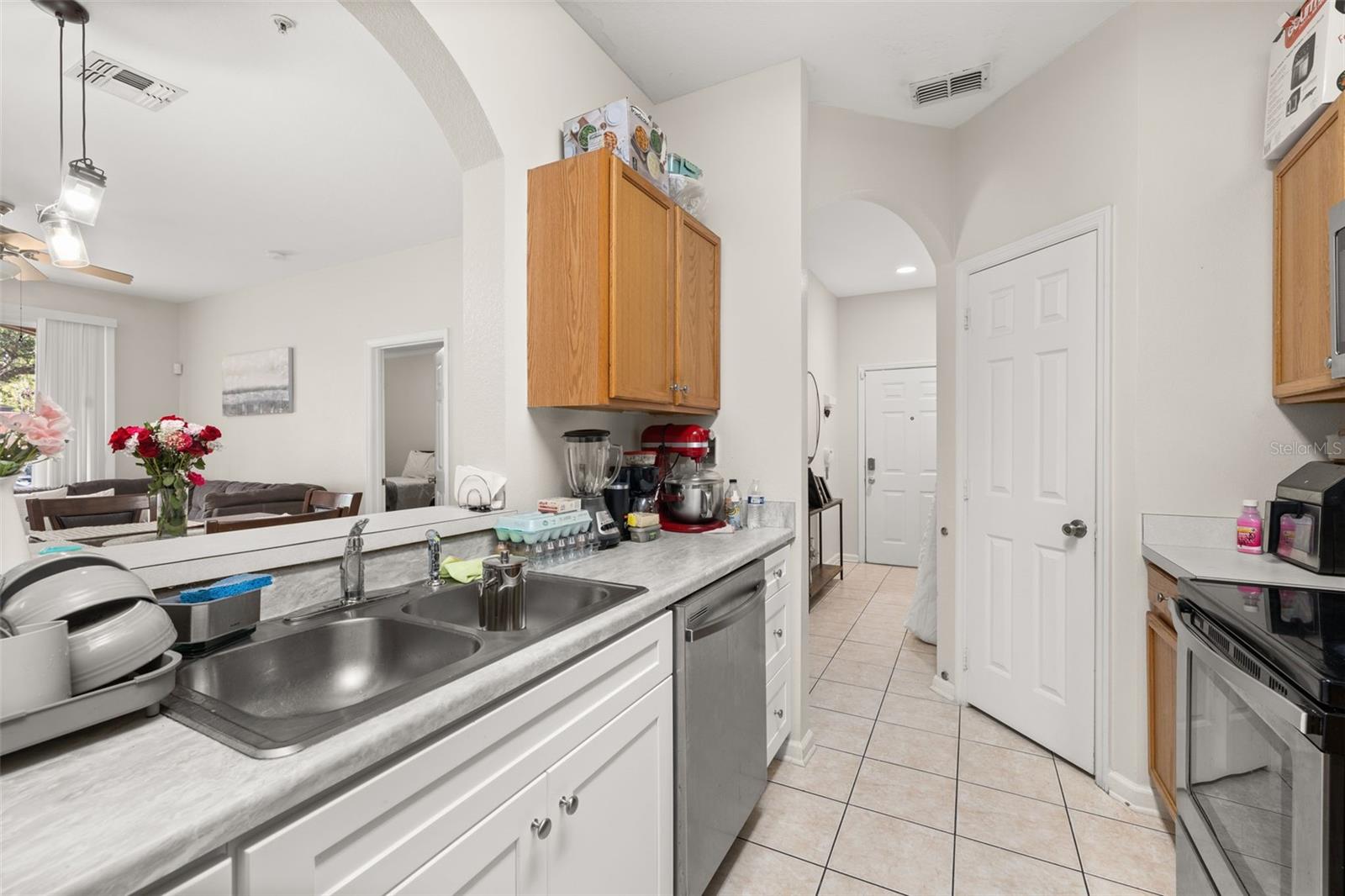 Image 19 of 48 For 6214 Stevenson Drive 106