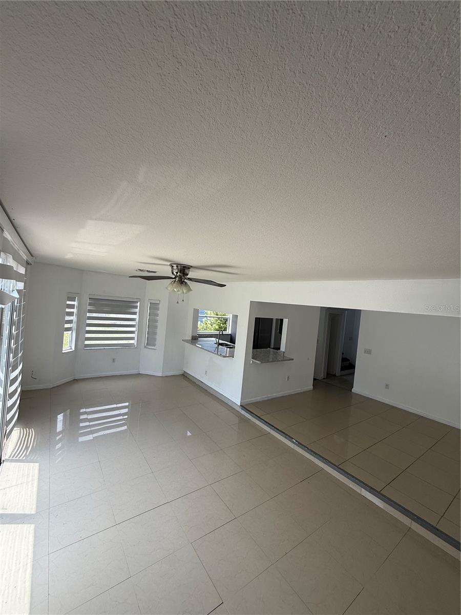 Image 22 of 30 For 709 Orchid Drive