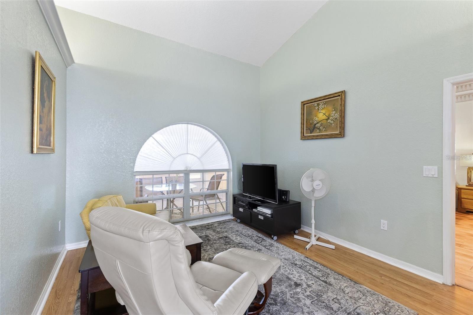 Image 19 of 32 For 7222 Stanford Drive
