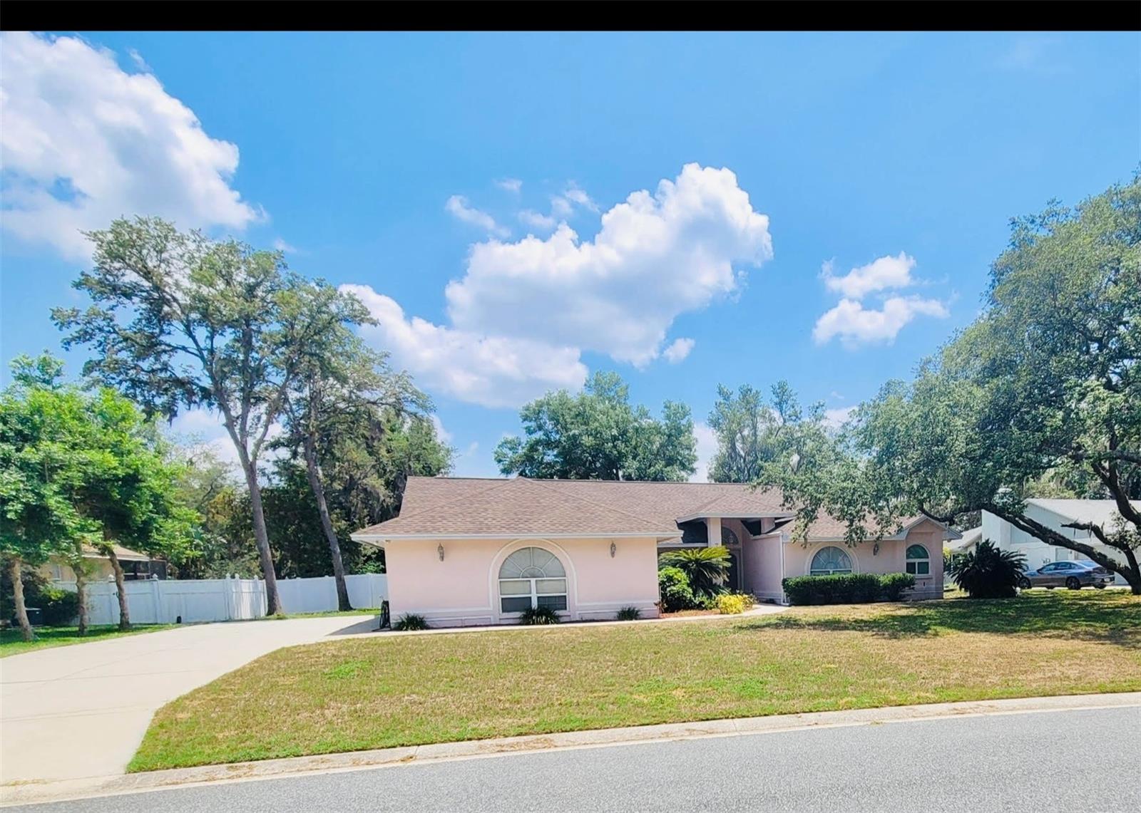 Image 4 of 32 For 7222 Stanford Drive
