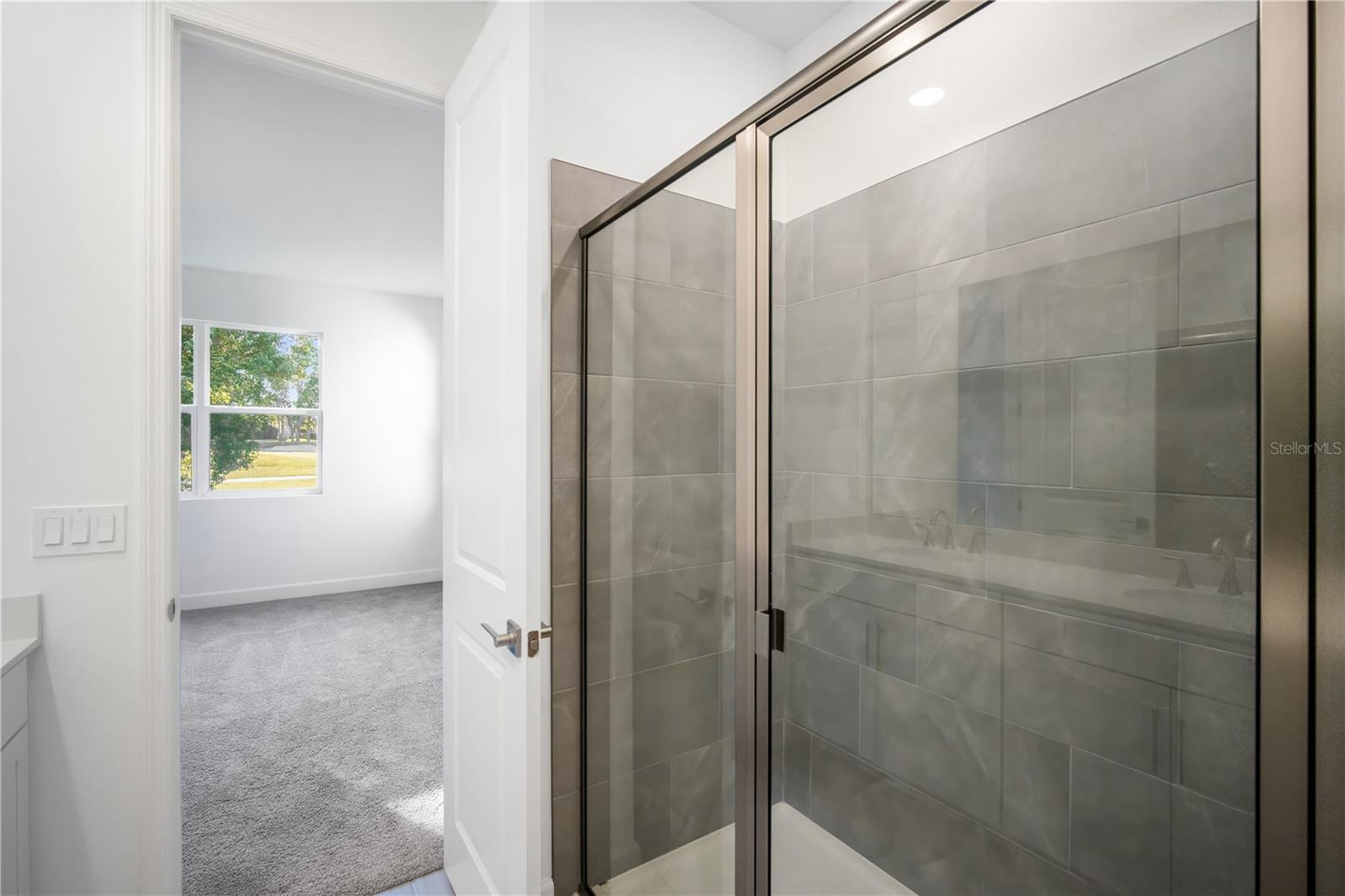 Listing photo id 18 for 9275 Players Drive