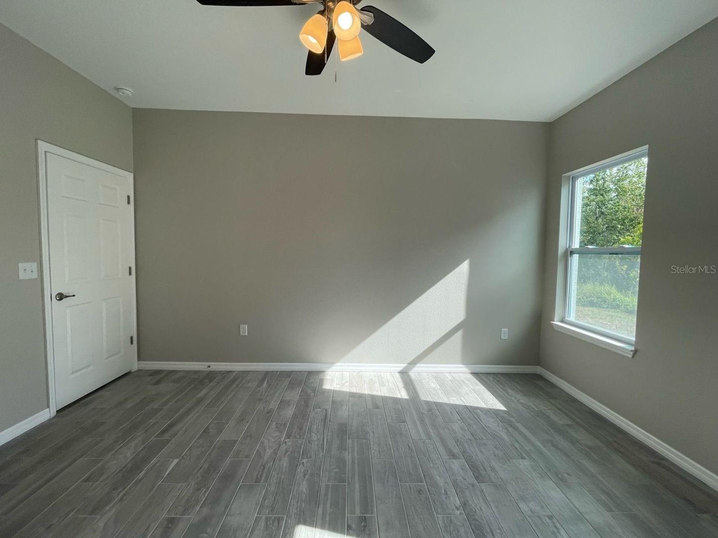 Image 7 of 16 For 703 Camel Court