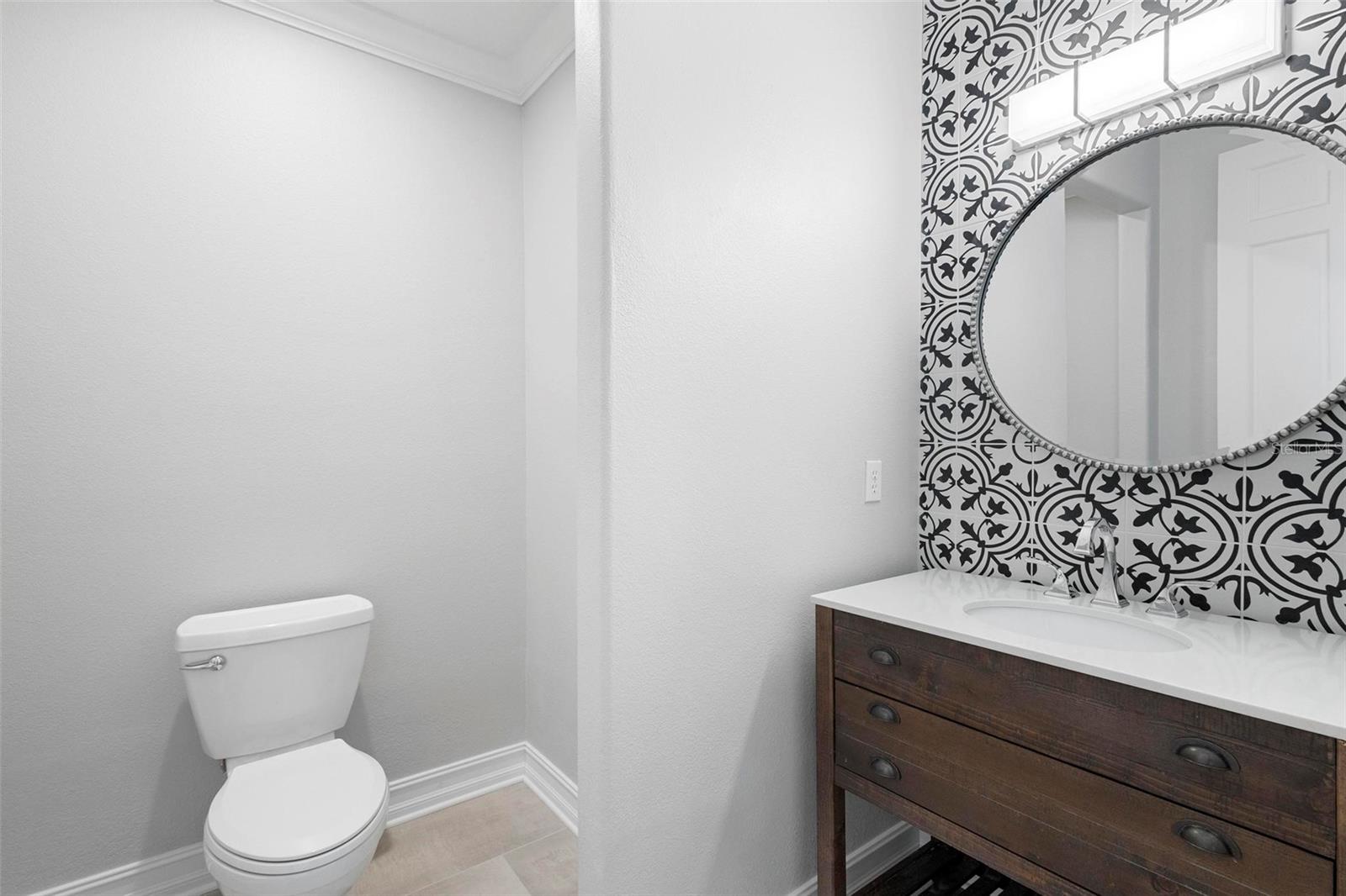 Listing photo id 21 for 9799 Covent Garden Drive