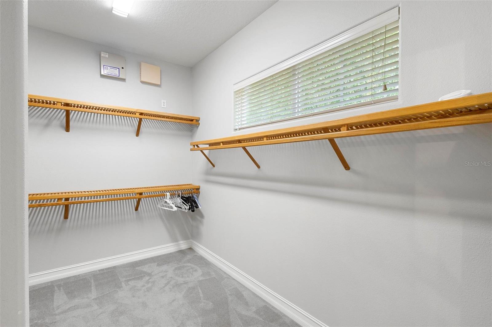 Listing photo id 29 for 9799 Covent Garden Drive