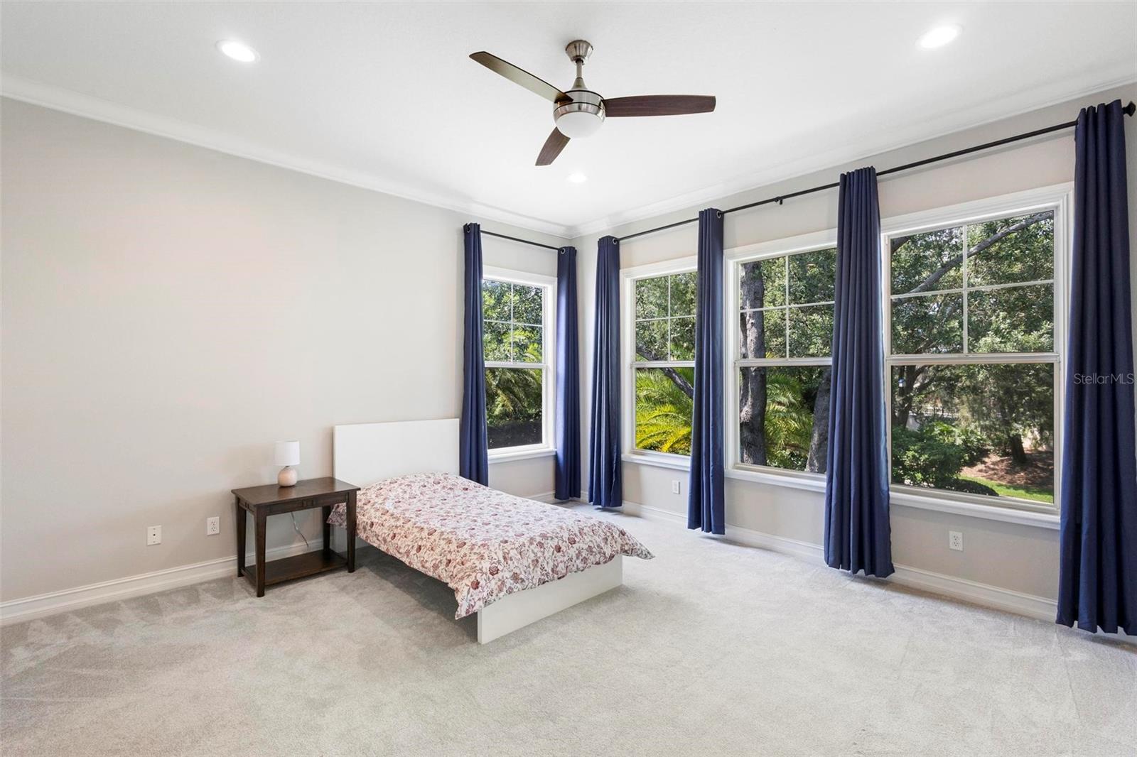 Listing photo id 34 for 9799 Covent Garden Drive
