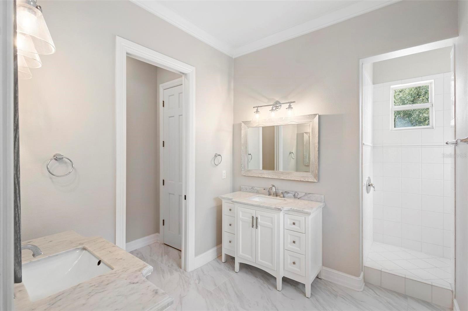 Listing photo id 36 for 9799 Covent Garden Drive