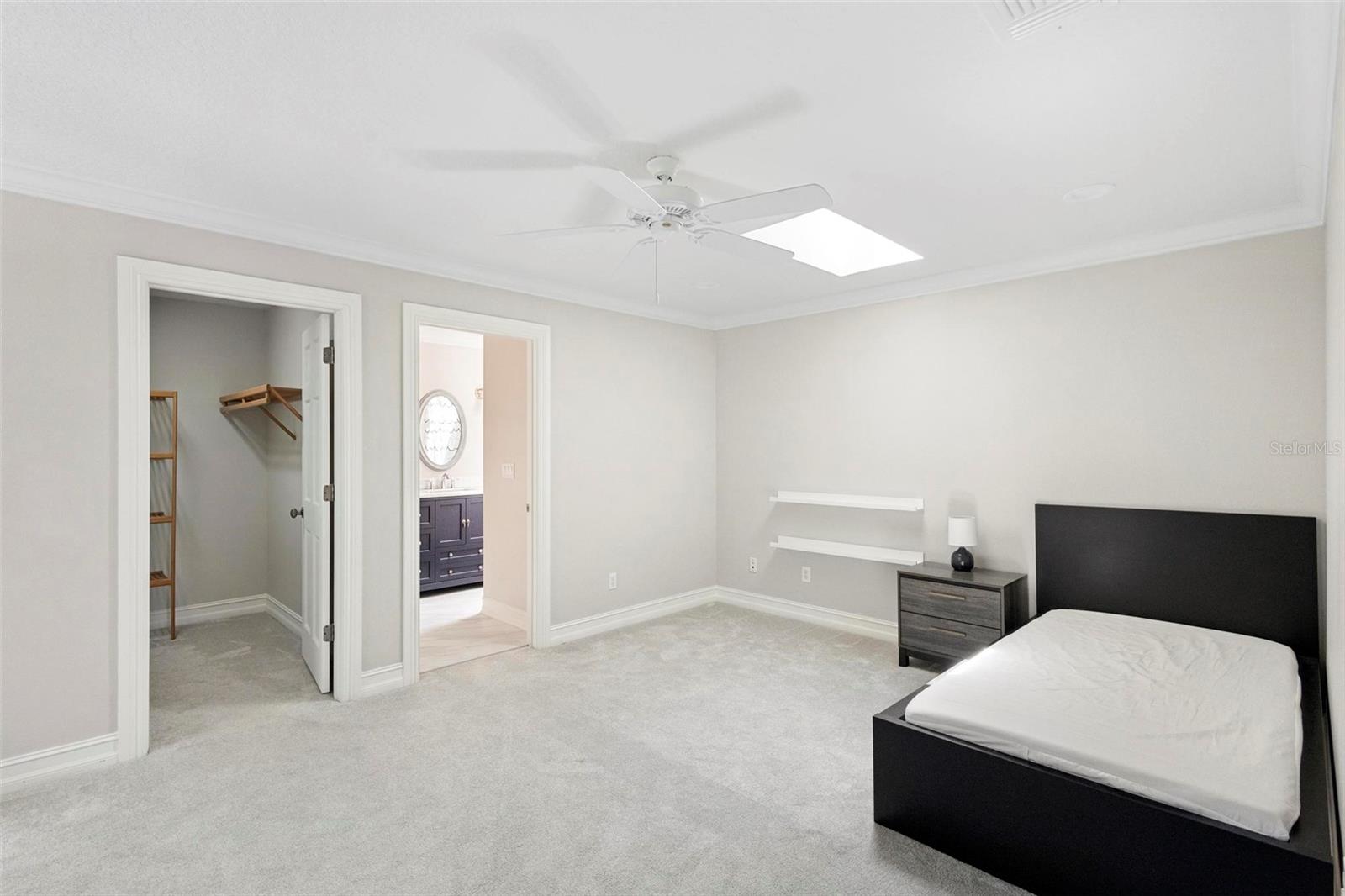 Listing photo id 42 for 9799 Covent Garden Drive