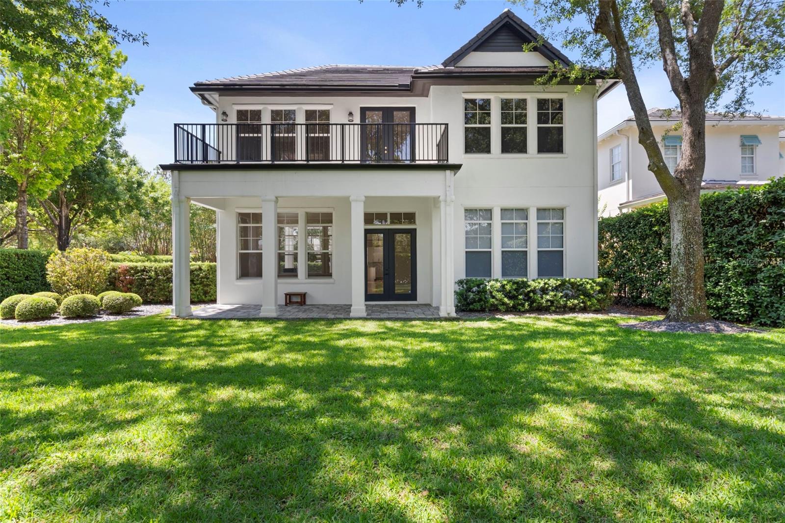 Listing photo id 4 for 9799 Covent Garden Drive