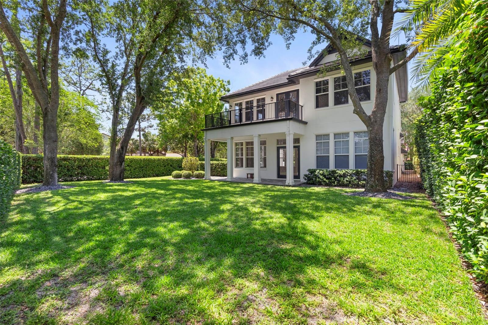 Listing photo id 6 for 9799 Covent Garden Drive