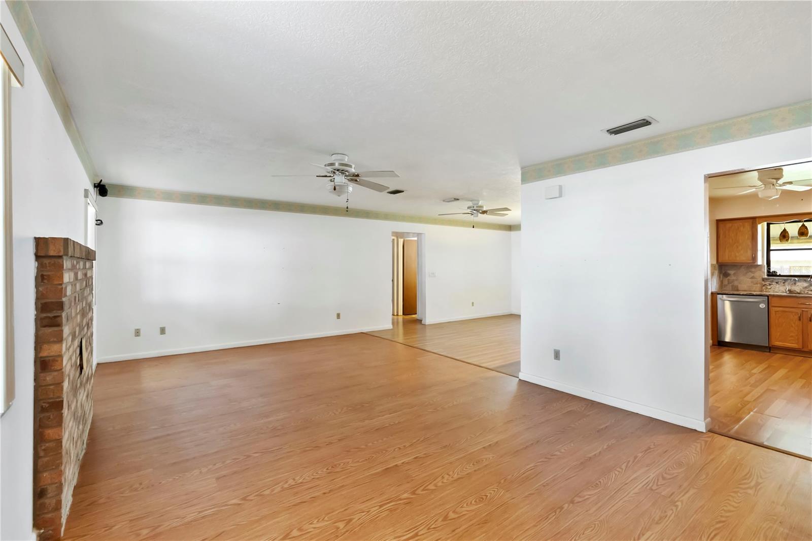 Image 13 of 59 For 2740 Barker Road