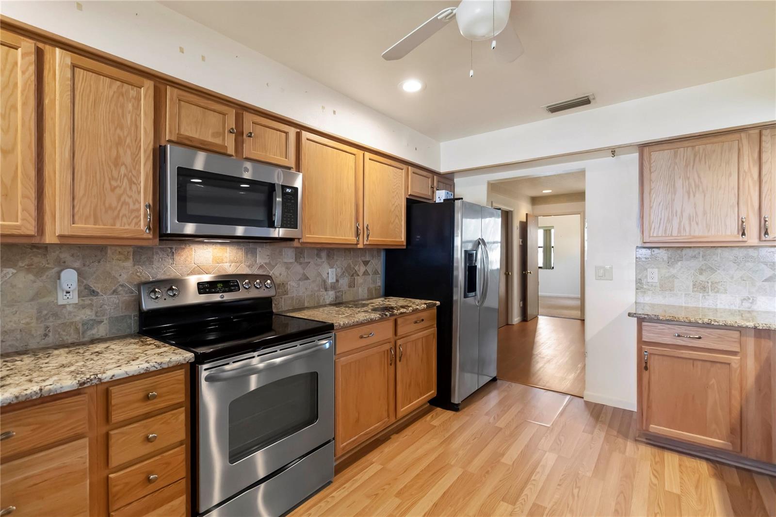 Image 17 of 59 For 2740 Barker Road