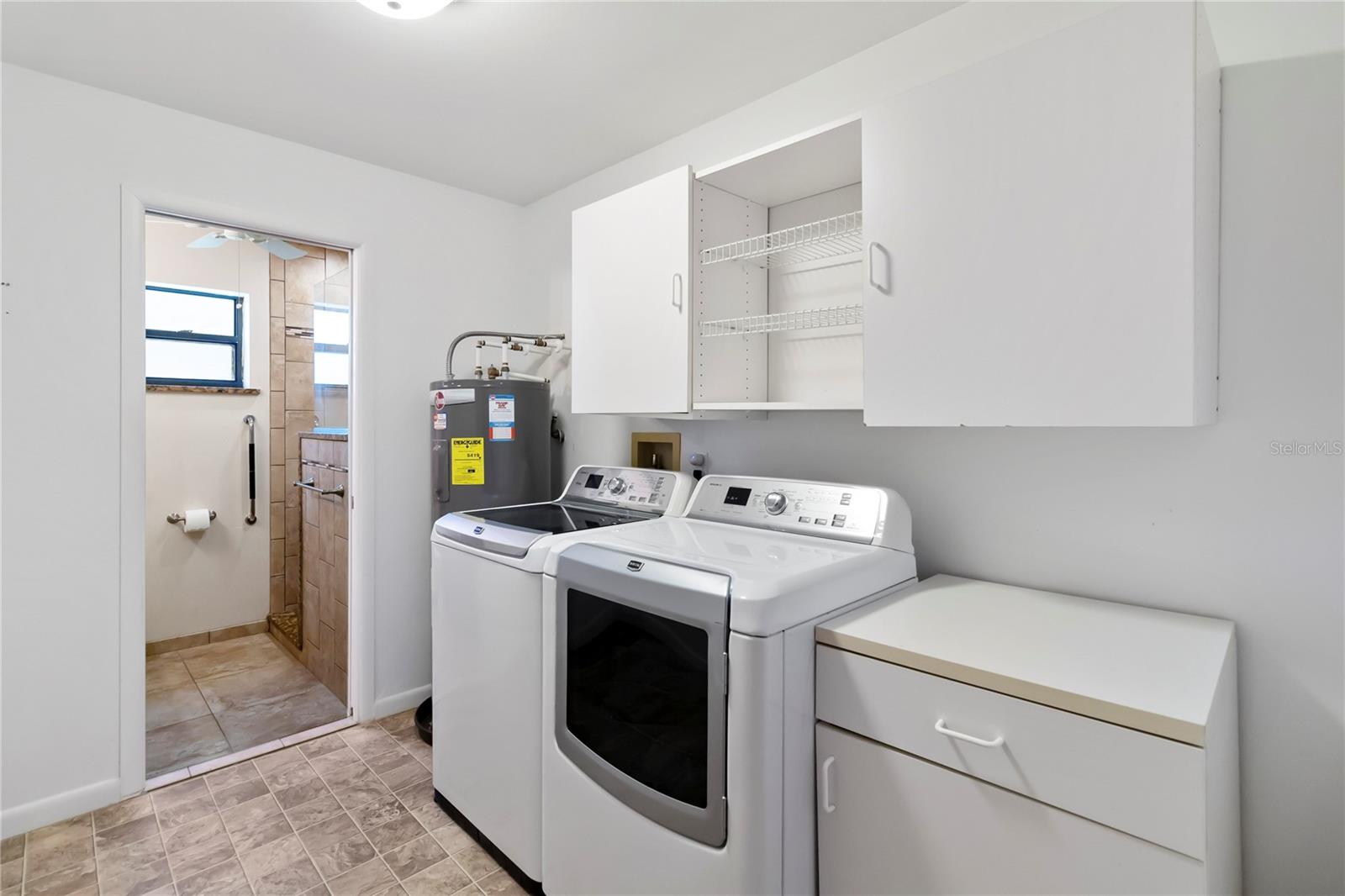 Image 20 of 59 For 2740 Barker Road