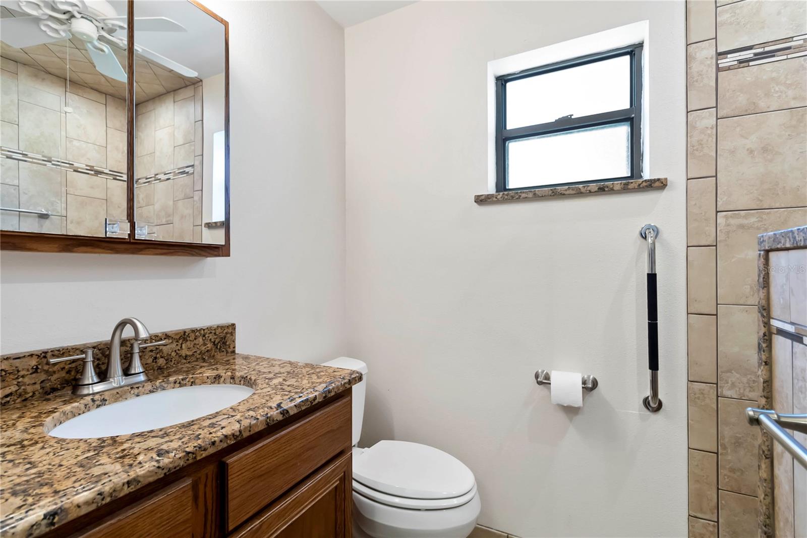 Image 21 of 59 For 2740 Barker Road