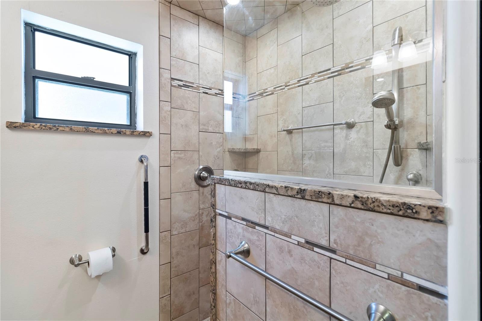 Image 22 of 59 For 2740 Barker Road