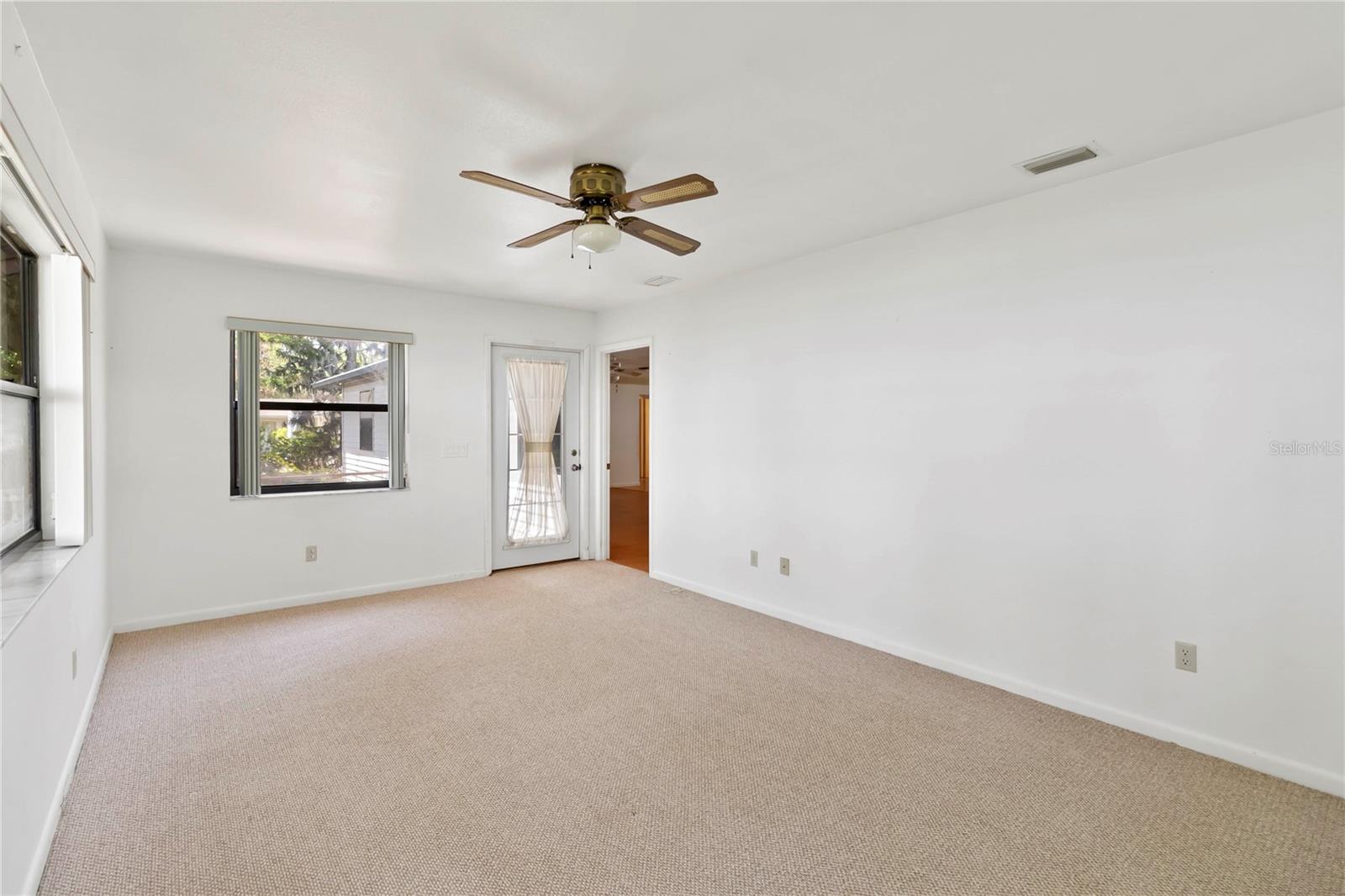 Image 25 of 59 For 2740 Barker Road