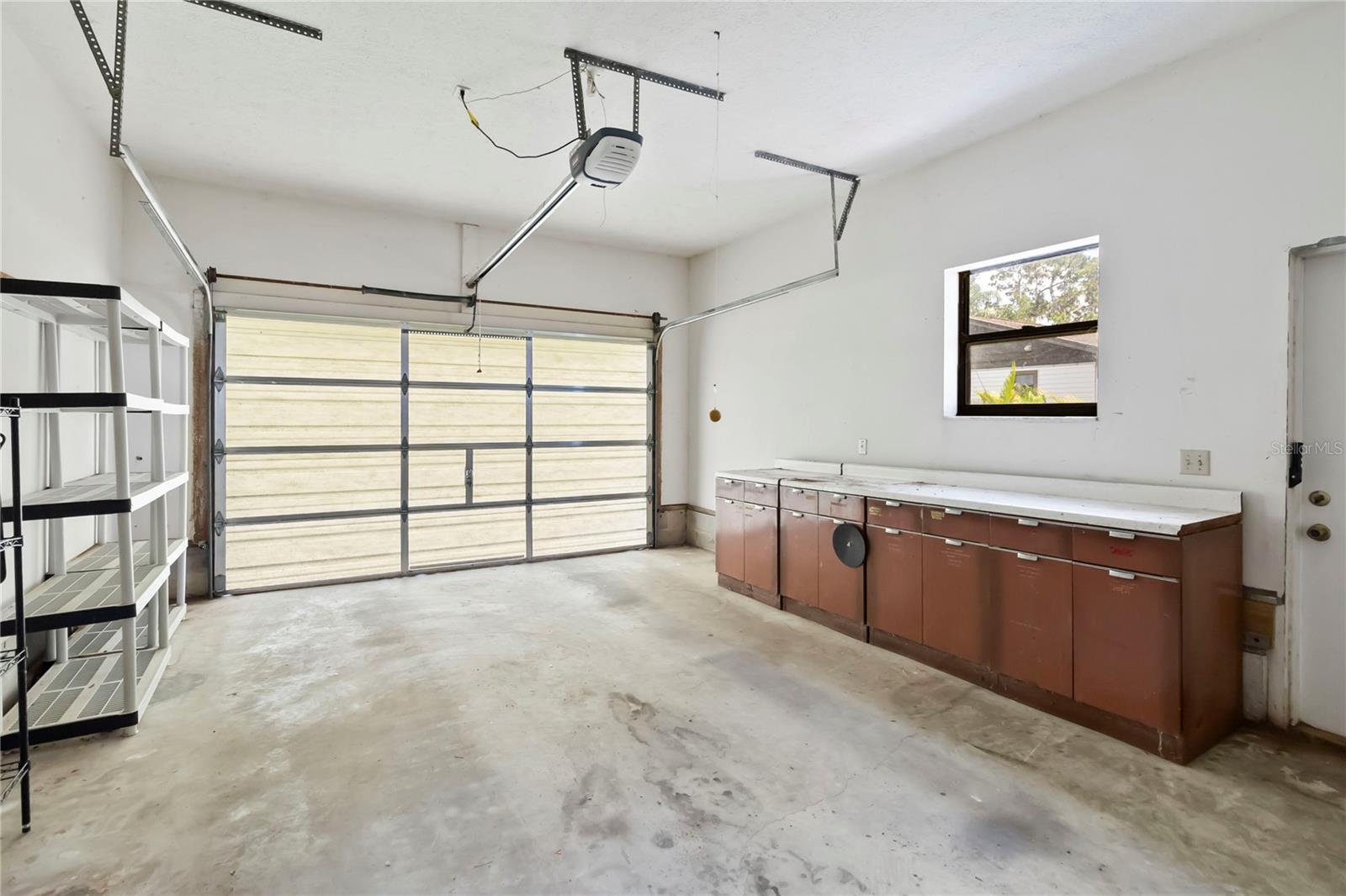 Image 33 of 59 For 2740 Barker Road