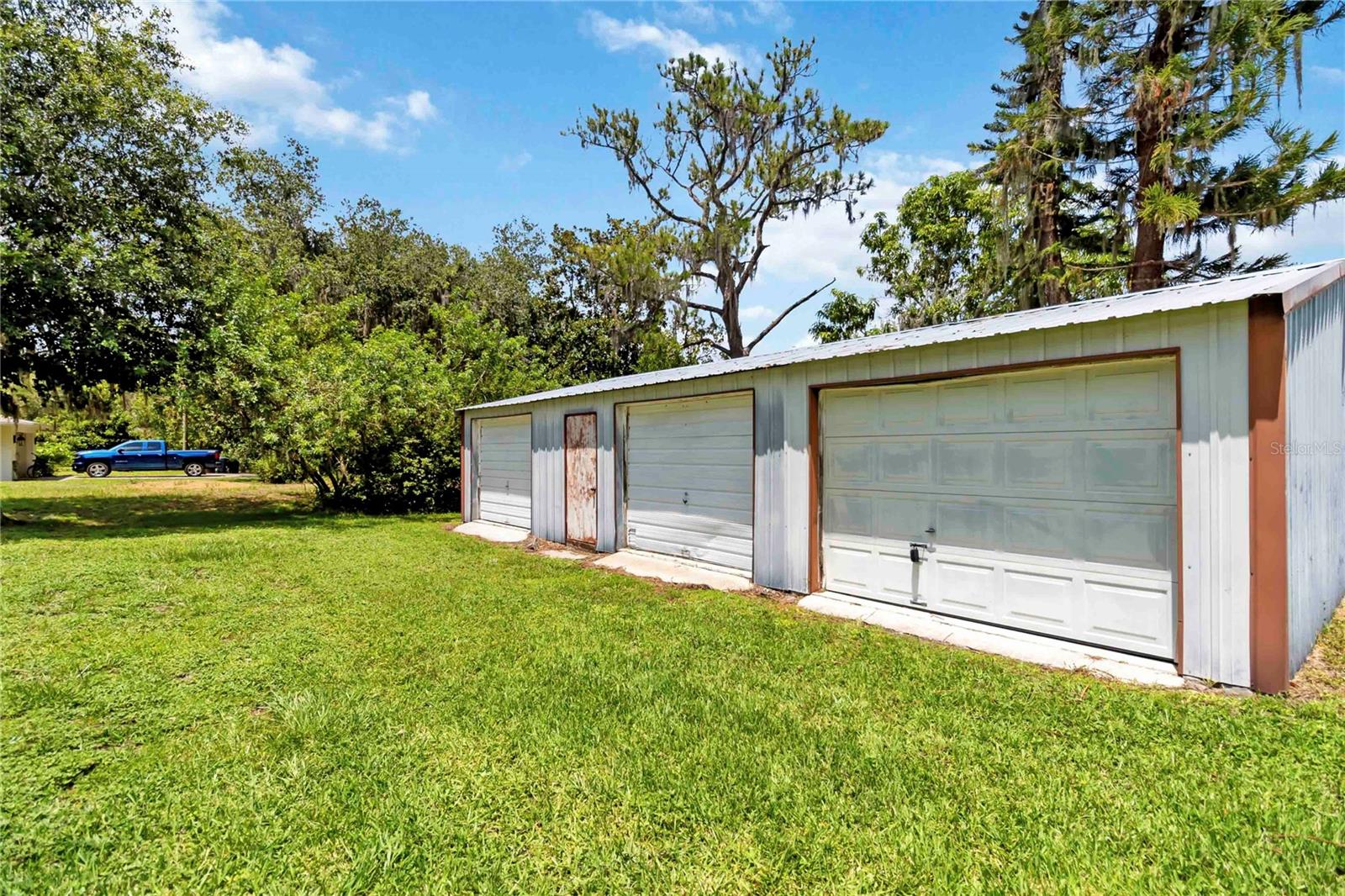 Image 40 of 59 For 2740 Barker Road